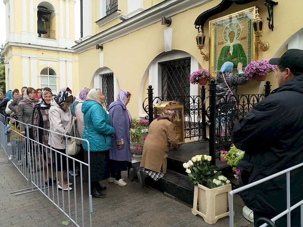 Храм Матроны Московской на Таганке мощи.